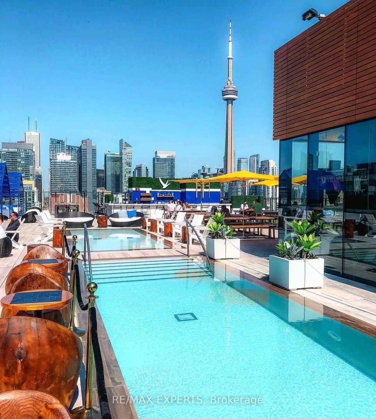 THOMPSON RESIDENCES