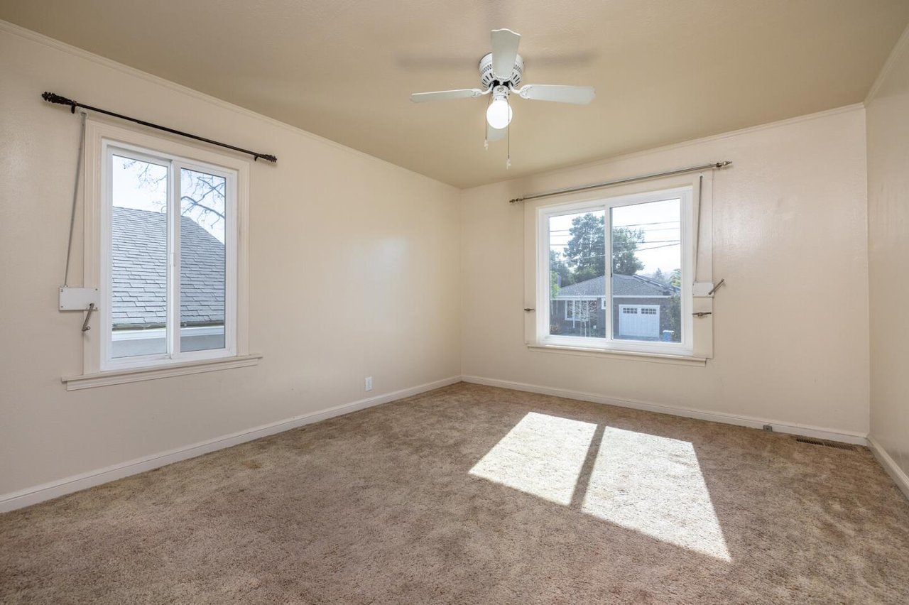 1383 Rosewood Avenue