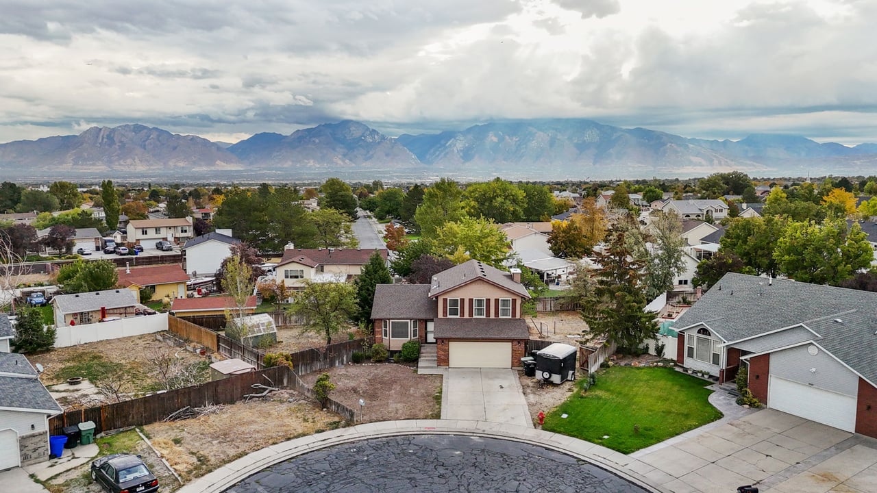 8577 Autumn Gold Cir