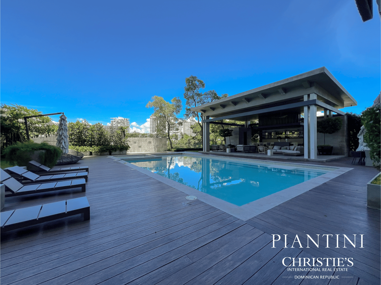 Luxury Ocean View Condo