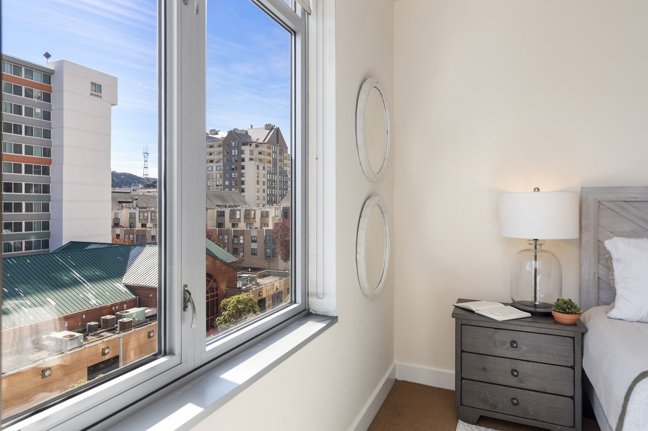 Corner Residence at Fillmore Heritage