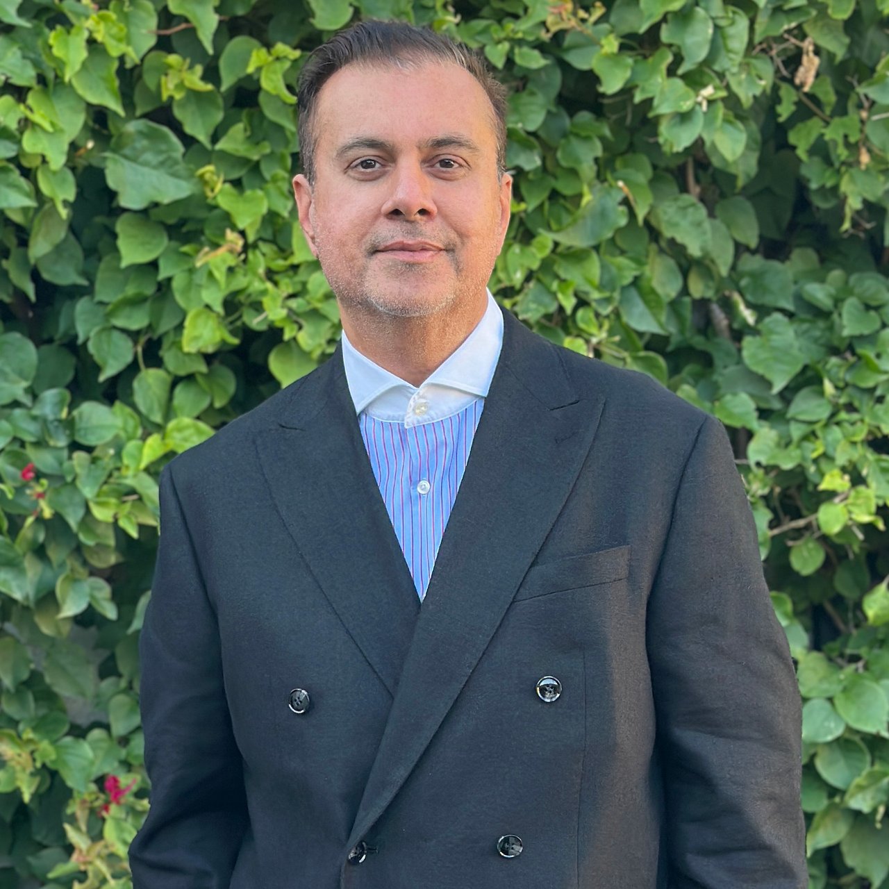 Dharmesh Tailor Long Beach, CA Real Estate Agent Headshot