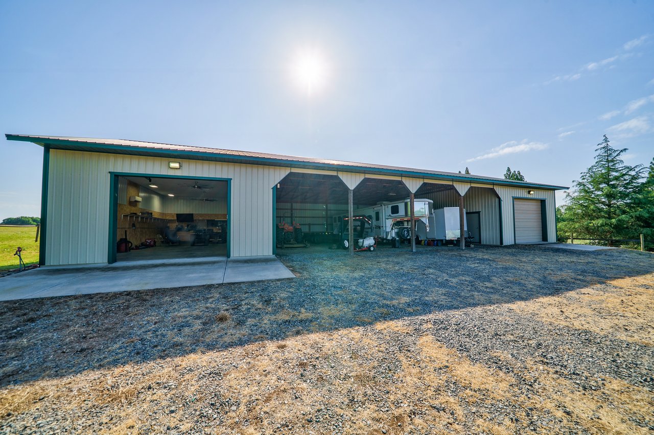 Leaning Oak Farm
