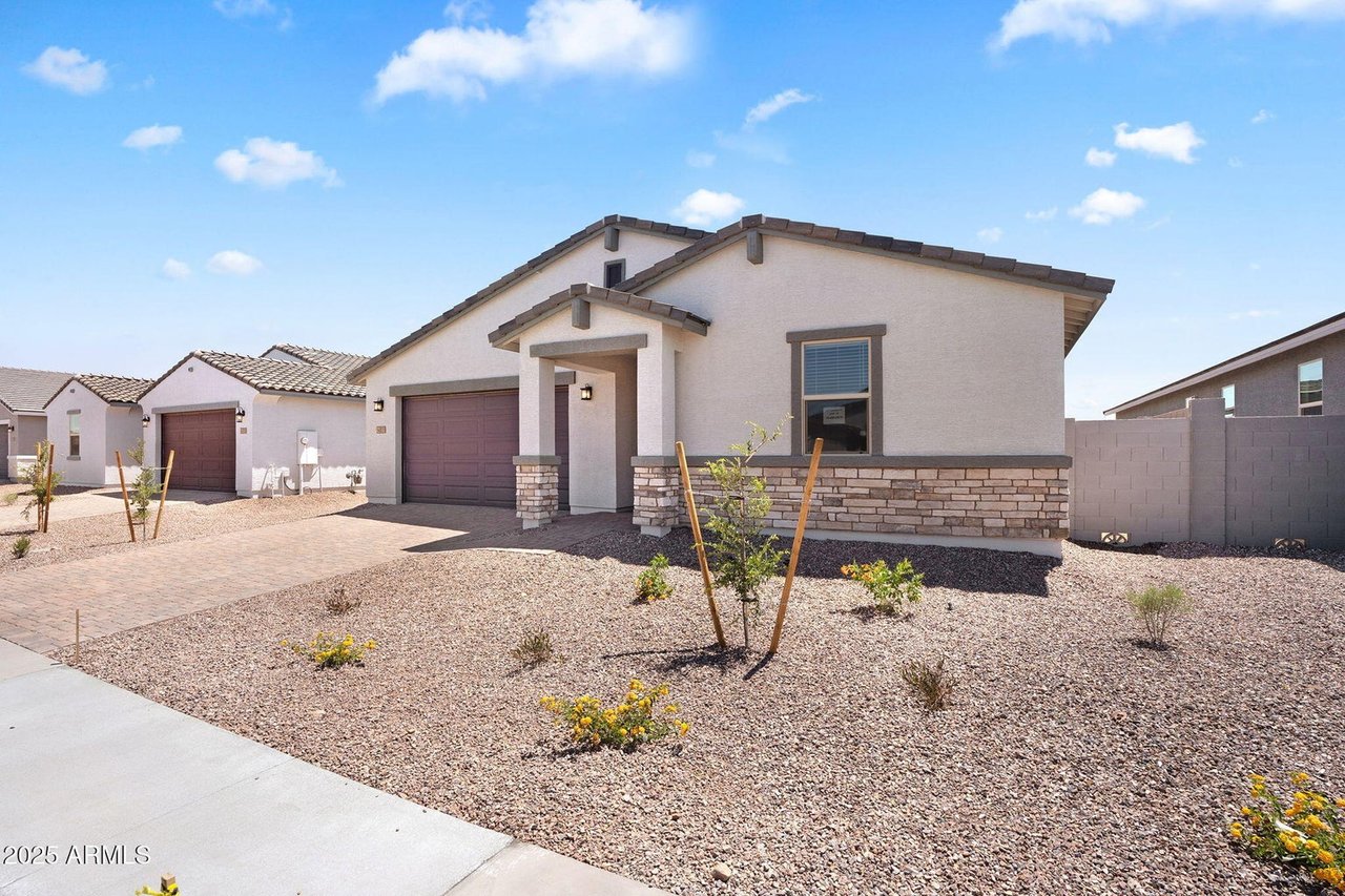 4811 W HUNTER Trail