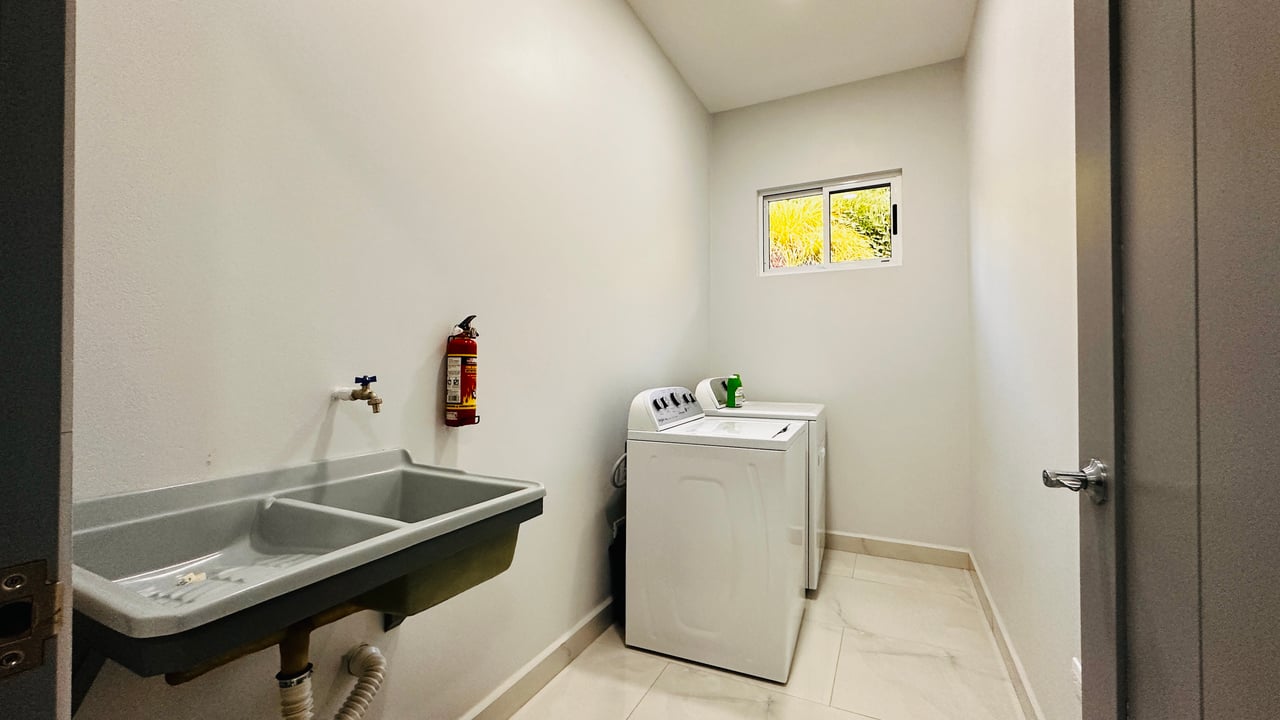 Perfect for Families or a Peaceful Retirement, Uvita Pacific Ocean Town