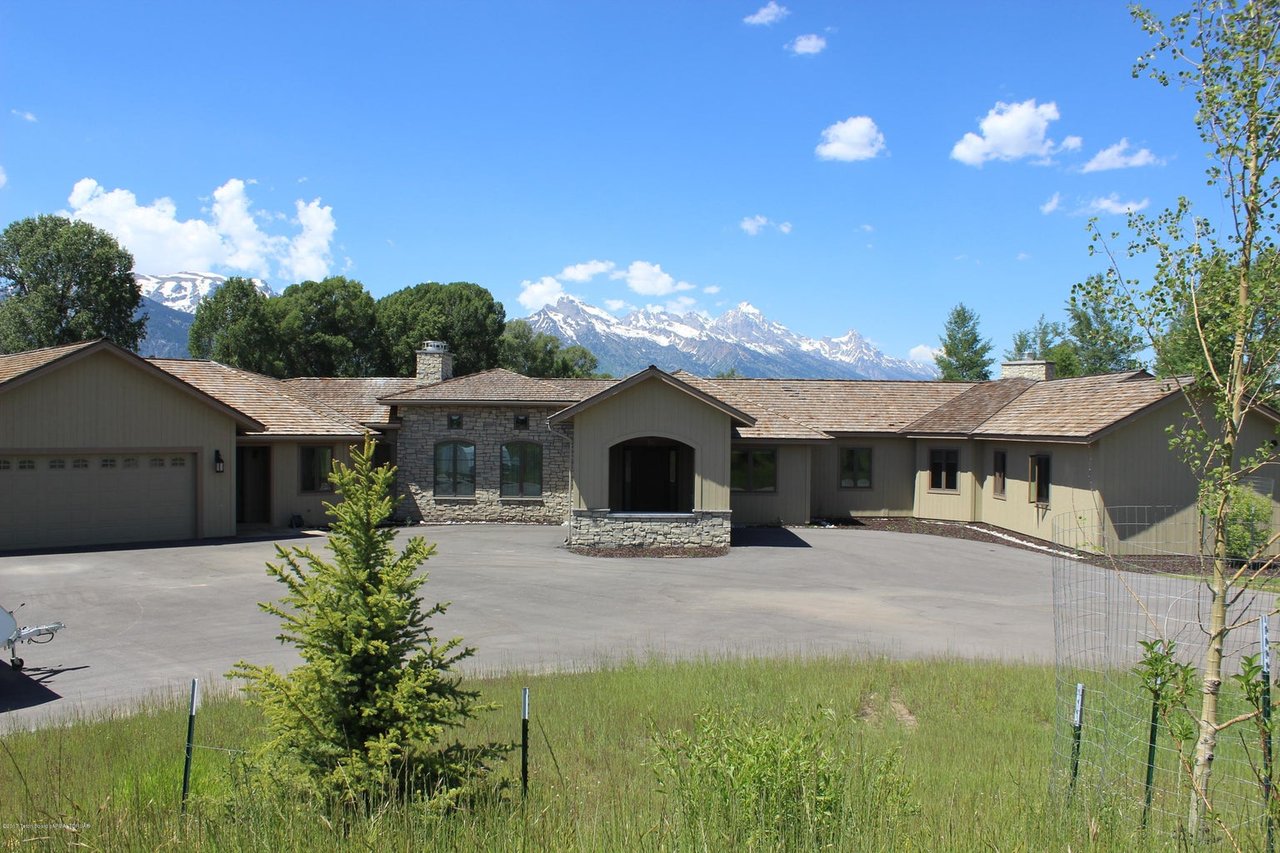 75 Huckleberry Drive, Listed at $2,995,000
