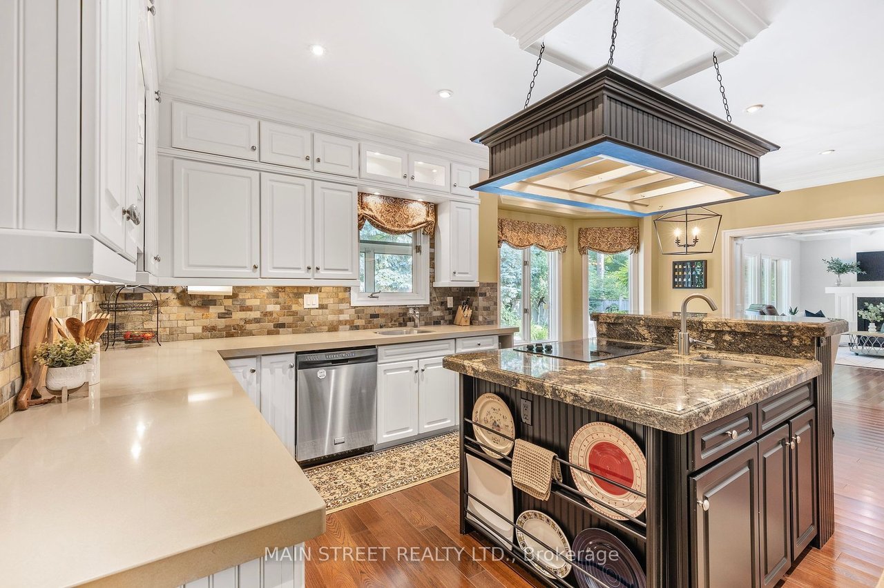 120 Willow Farm Lane, Aurora