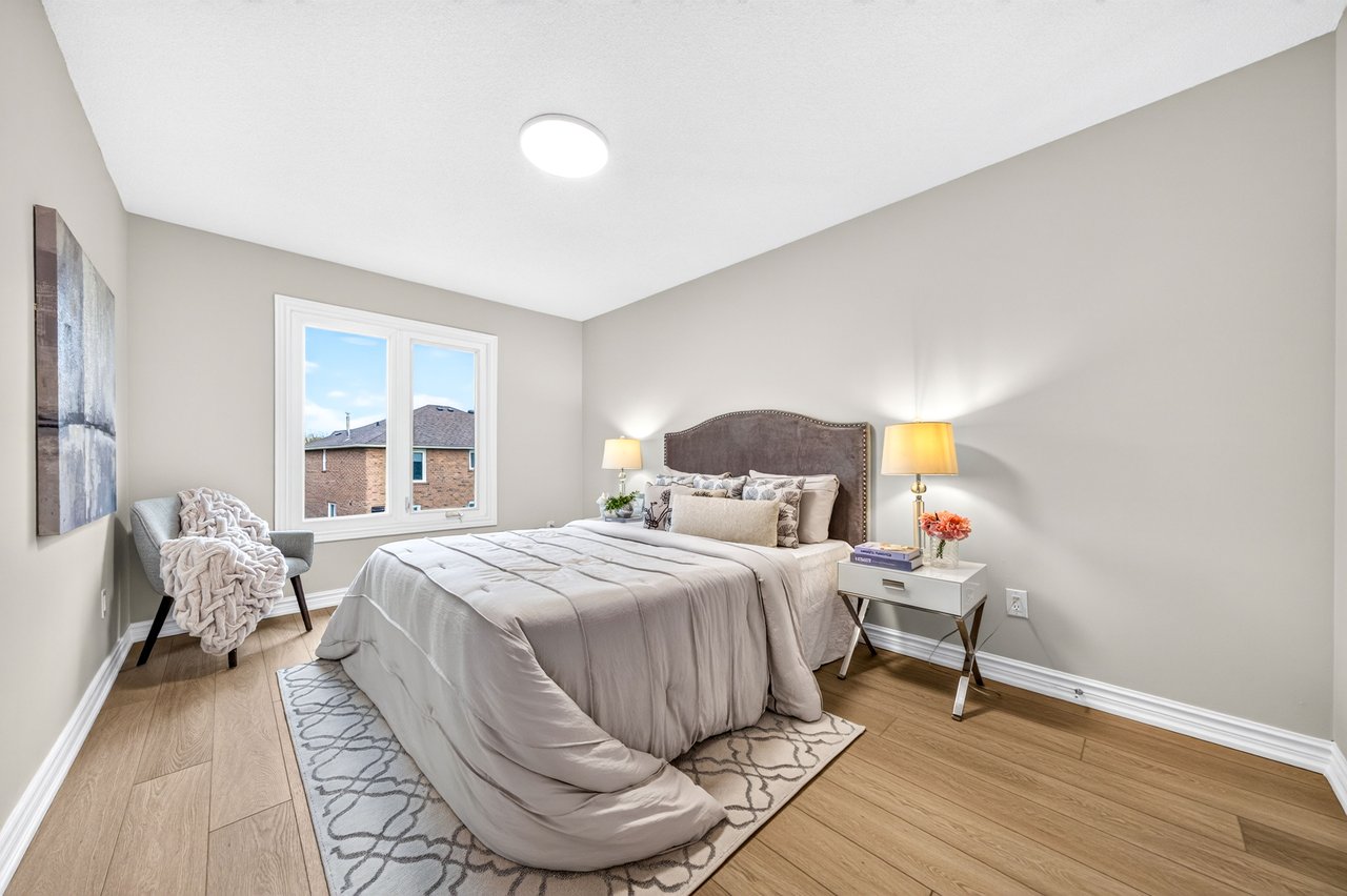109 Valleymede Dr
