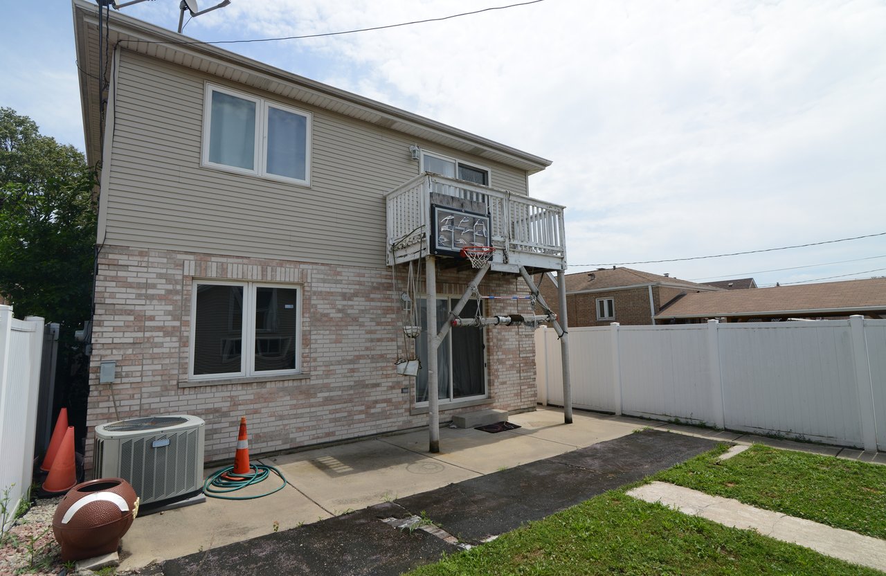 6616 S Knox Avenue, Chicago IL
