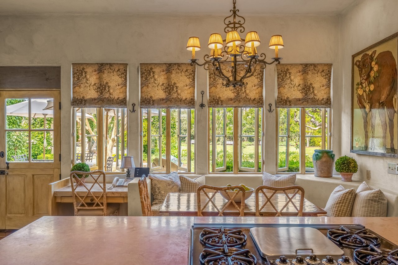 Mills Lane, St. Helena