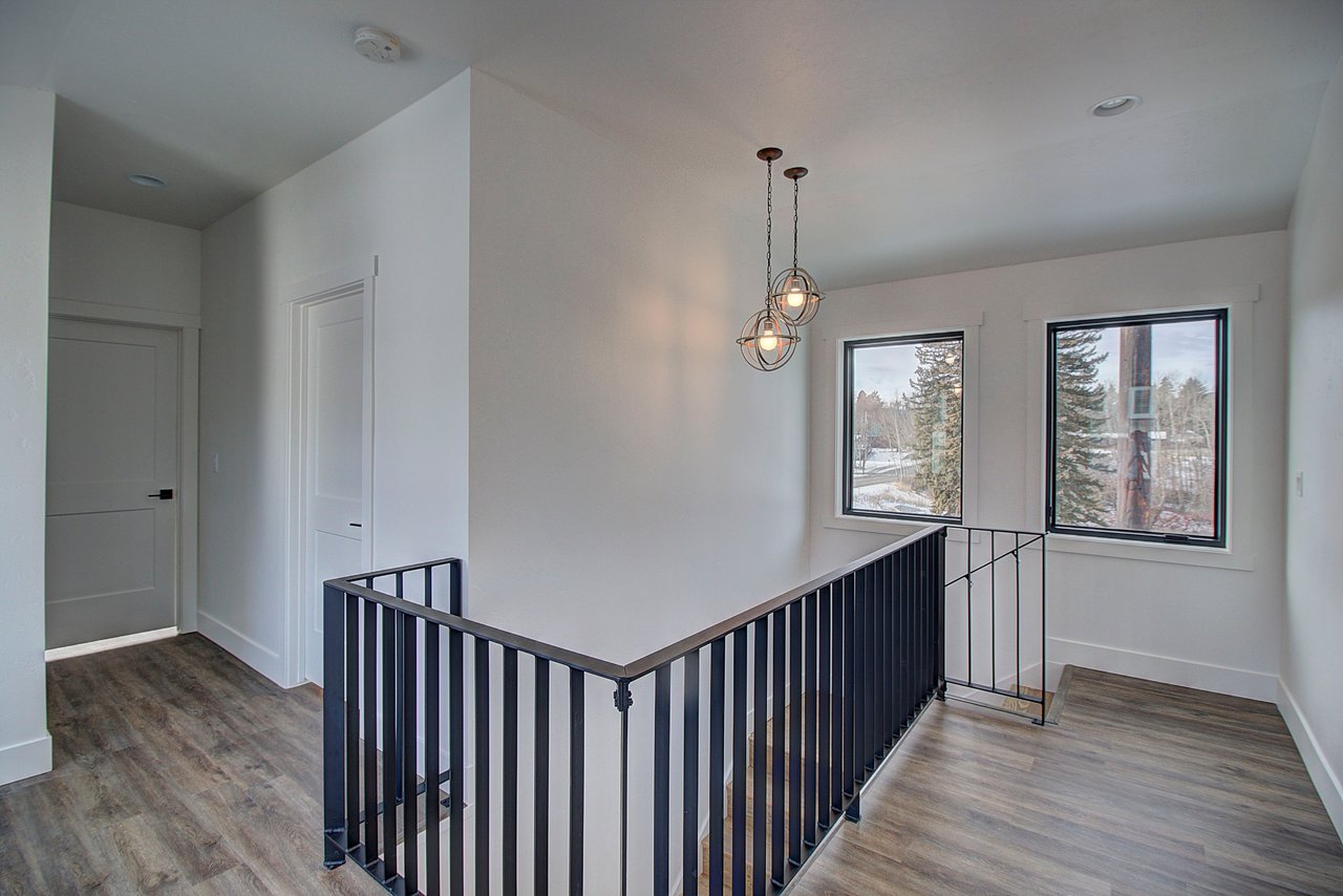 71 Wildrose Lane