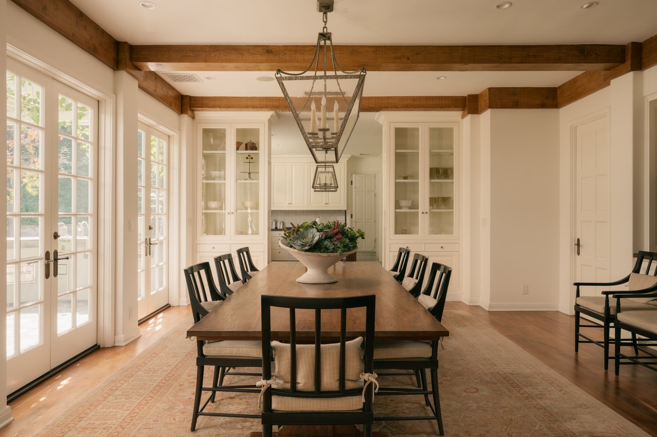 1420 Moraga Dr, Bel Air