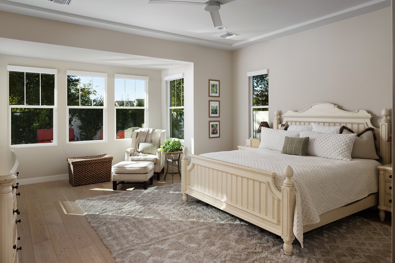 3405 E BLOOMFIELD Parkway