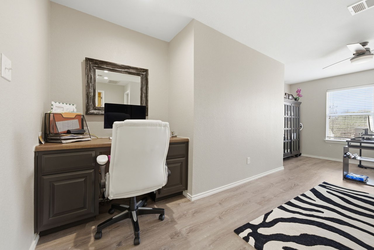 Elegantly Updated Lakeway Retreat w/ New Roof