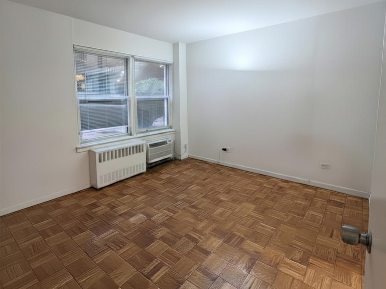 120 East 36th Street - 1C - Office co-op