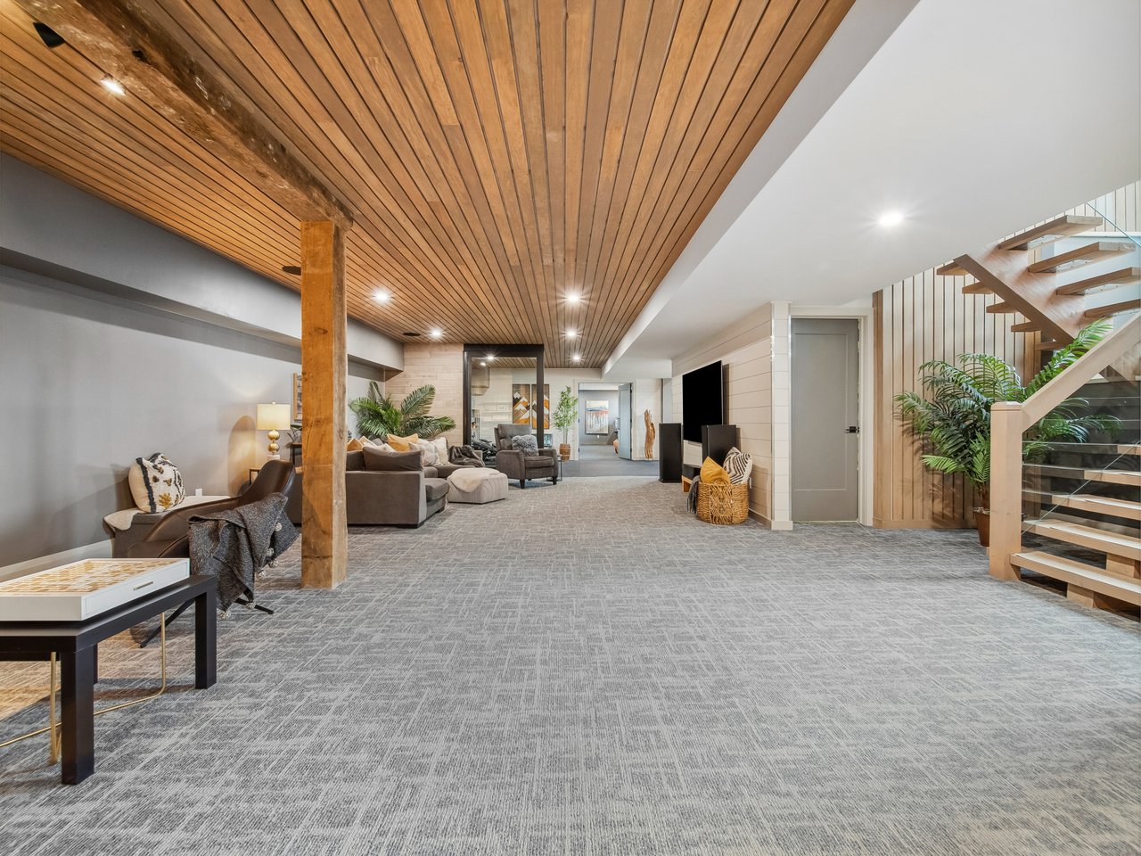 7 Meadowlark Way