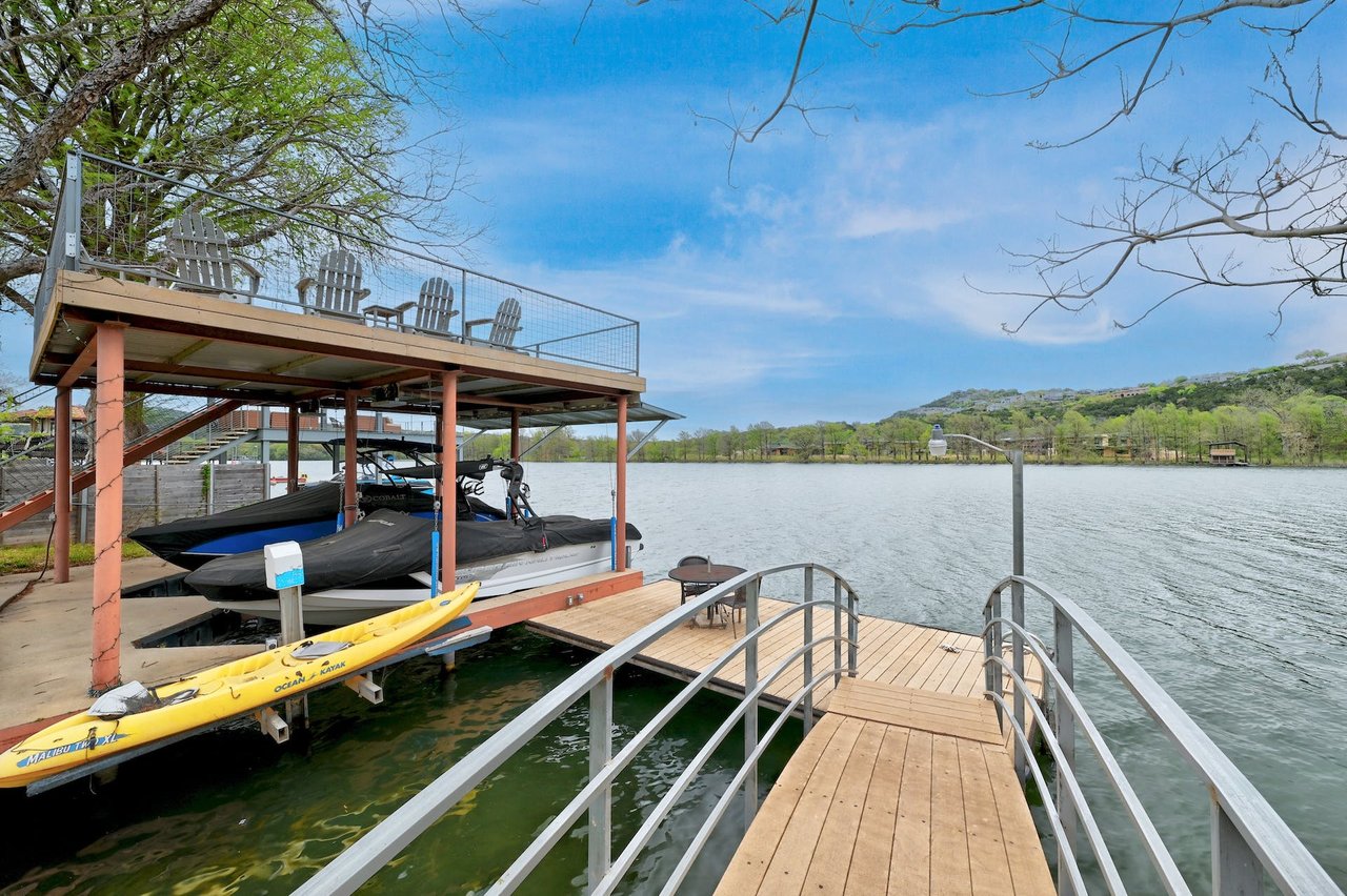Westlake Waterfront Bungalow