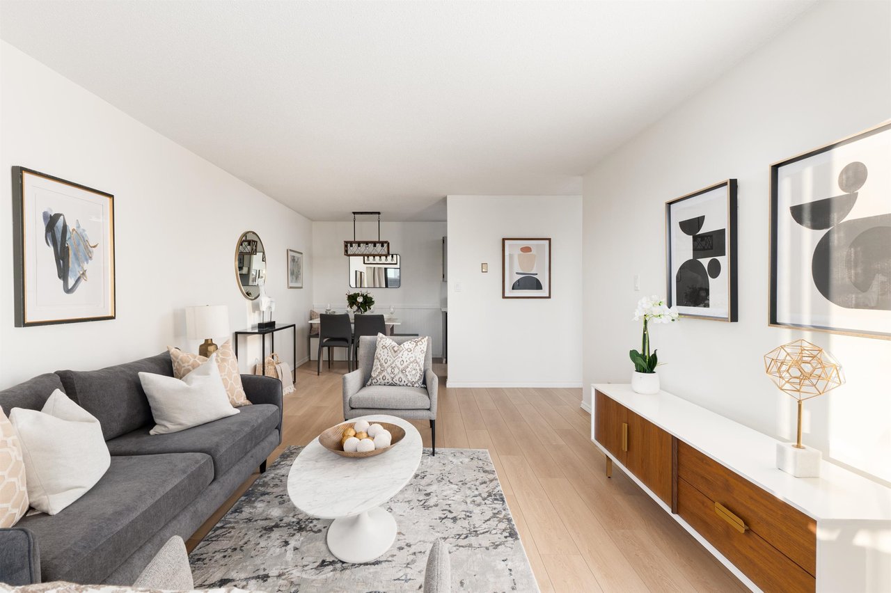 307 W 2nd St, #211