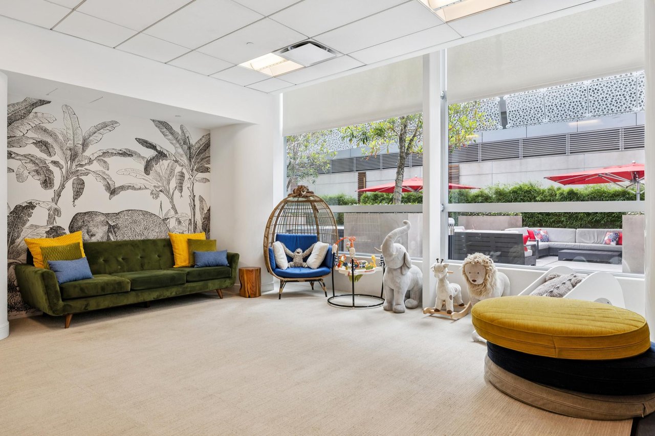 301 Mission St #56D