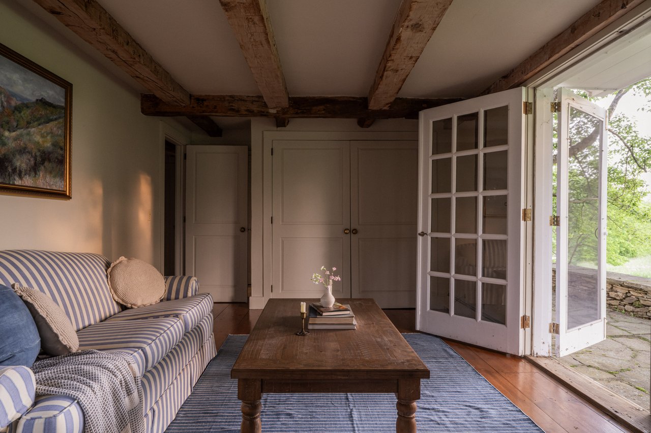 361 Schnackenberg Road, Ghent