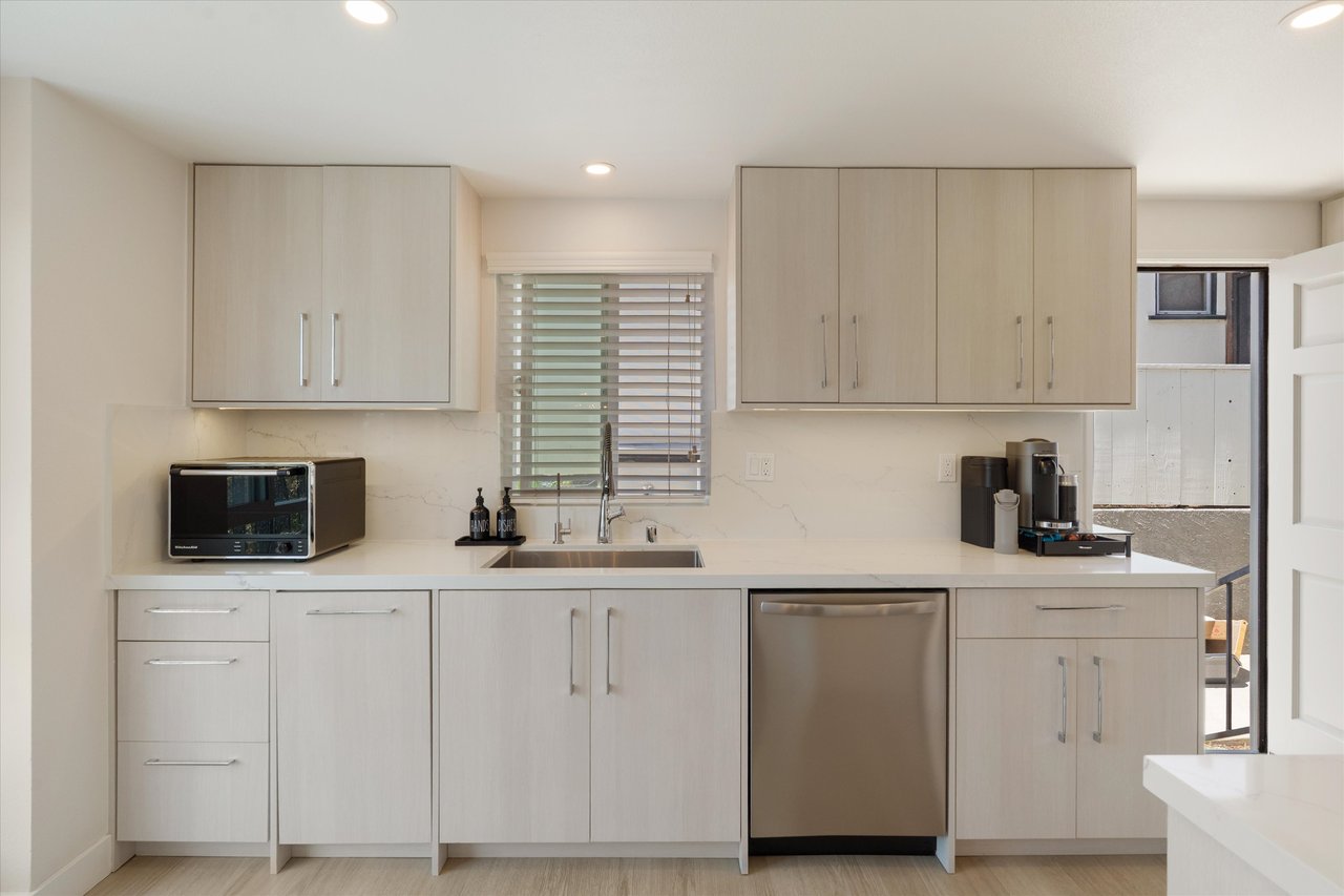 737 Pier Ave #1