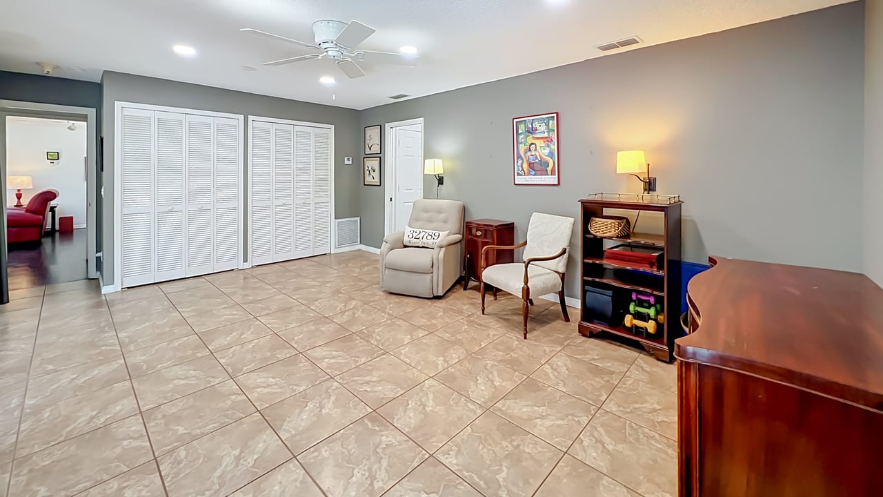 Winter Park Vias Traditonal 5-Bedroom Home near Racquet Club