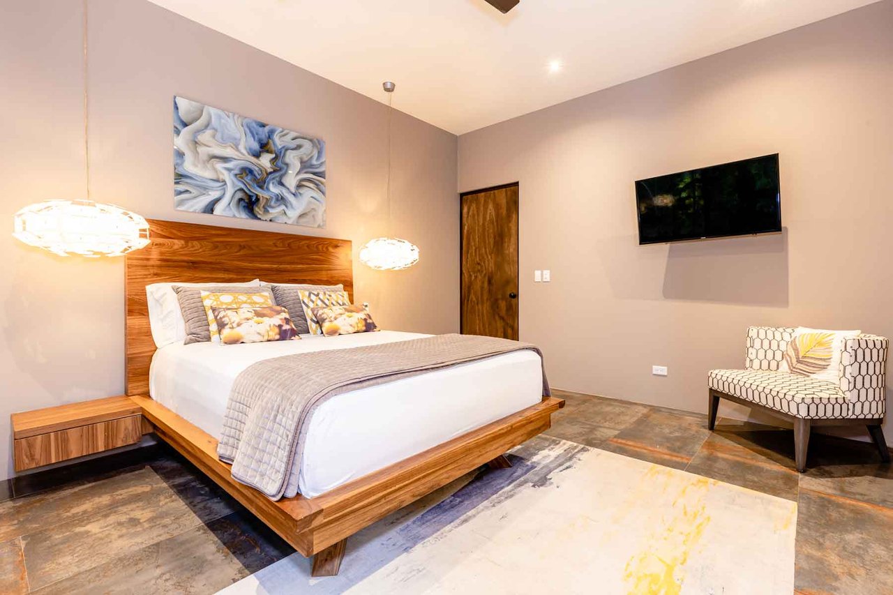 Casa Milagro | Modern Luxury Meets Tropical Elegance in Hacienda Pinilla