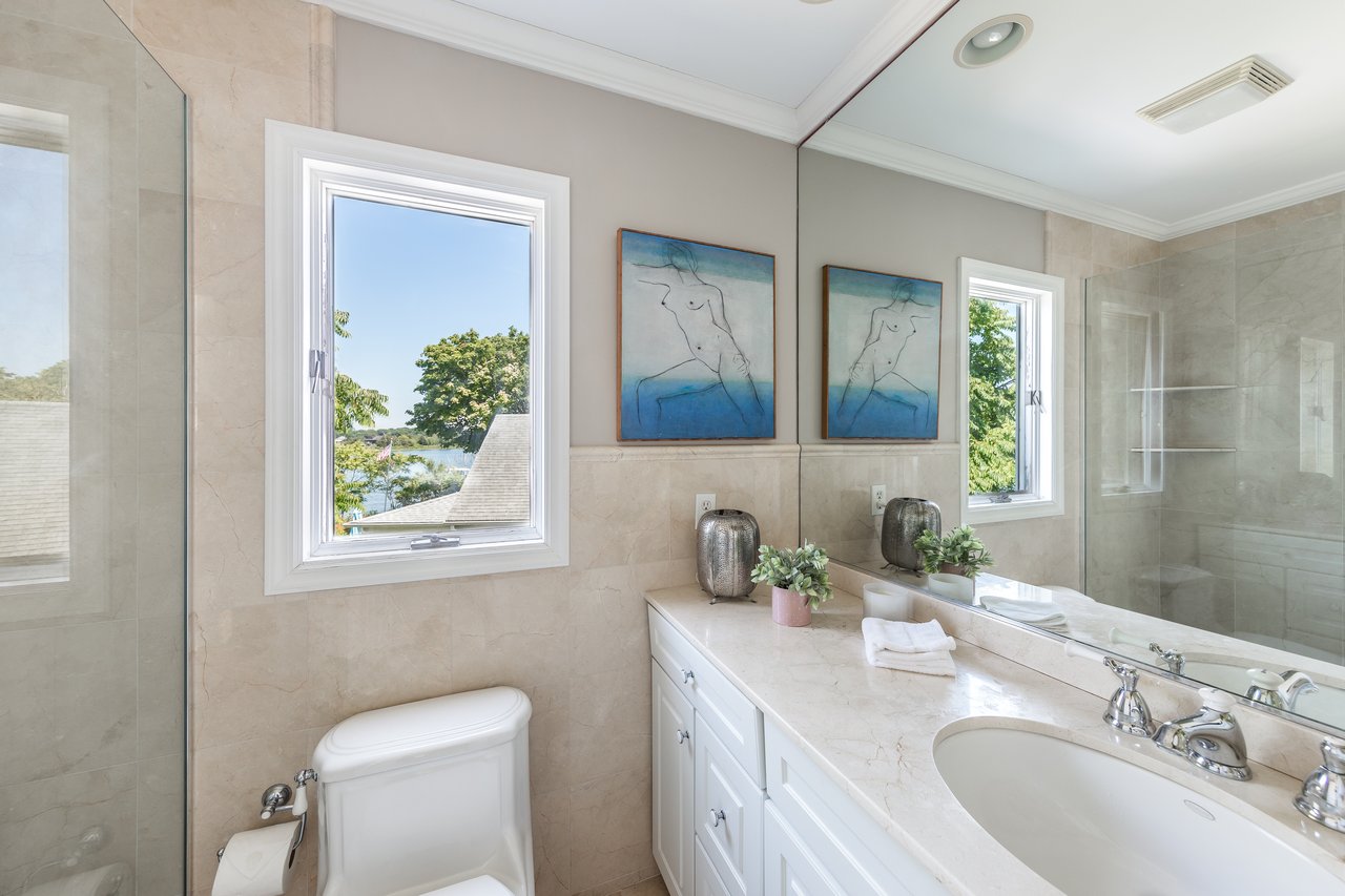 23 Bayview Rd
