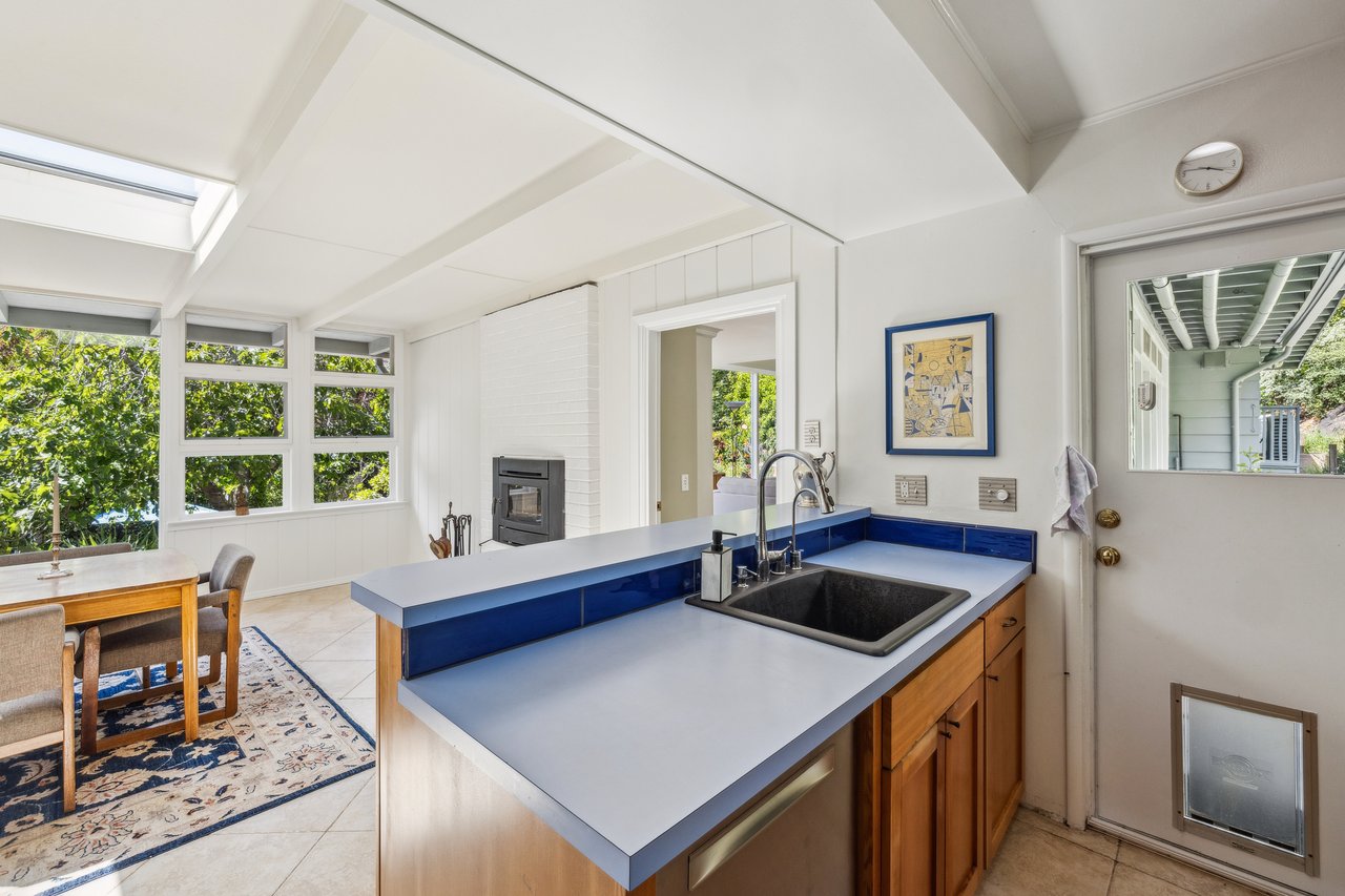 35 Saint Francis Ln