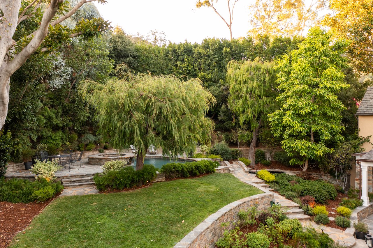 2423 Nottingham Avenue