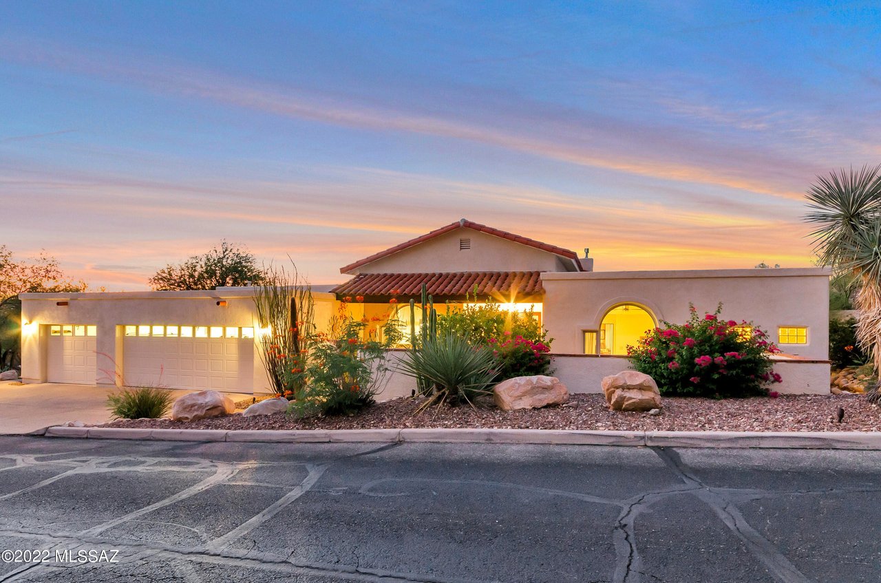 1931 E Buck Ridge Pl
