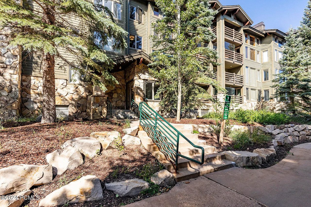 7550 Royal Street Mont Cervin #301