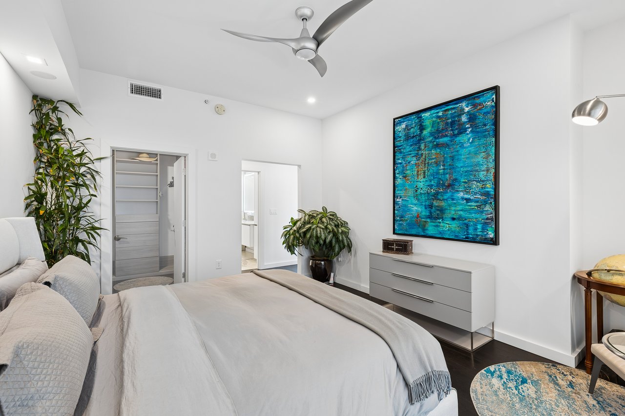 222 12th Street NE Unit 2105