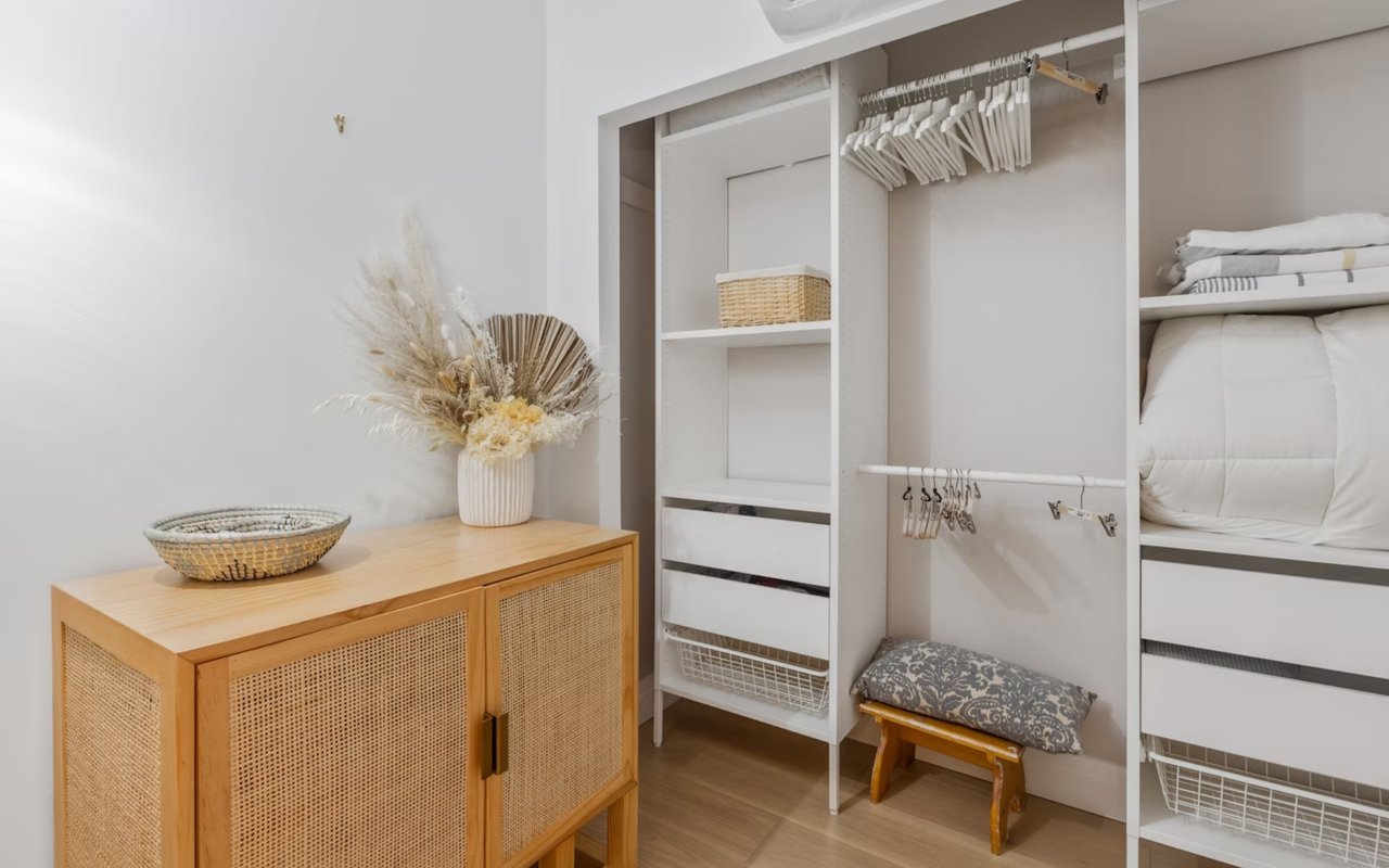 The Ultimate Guide to Downsizing Without Stress