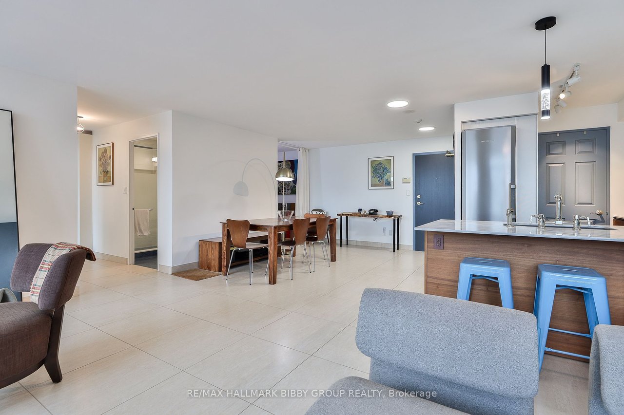 ST. LAWRENCE MARKET LUXURY FEATURE