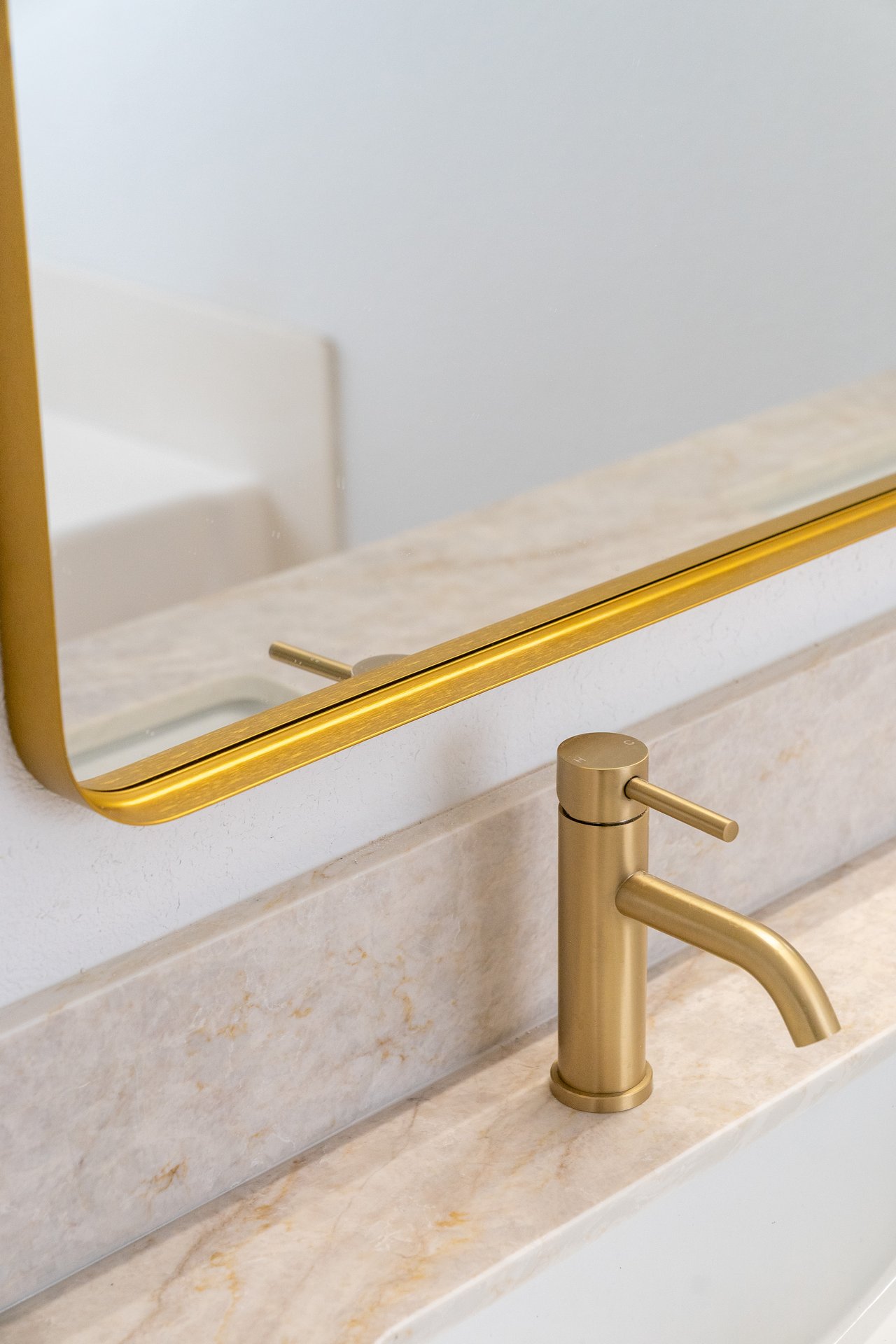 504 Lacabana Beach Drive