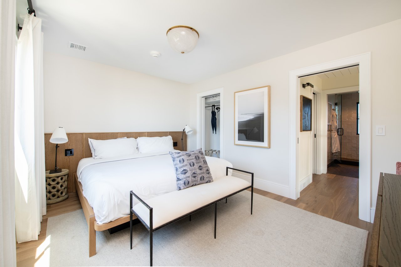 272 Old Montauk Highway, Cottage 2