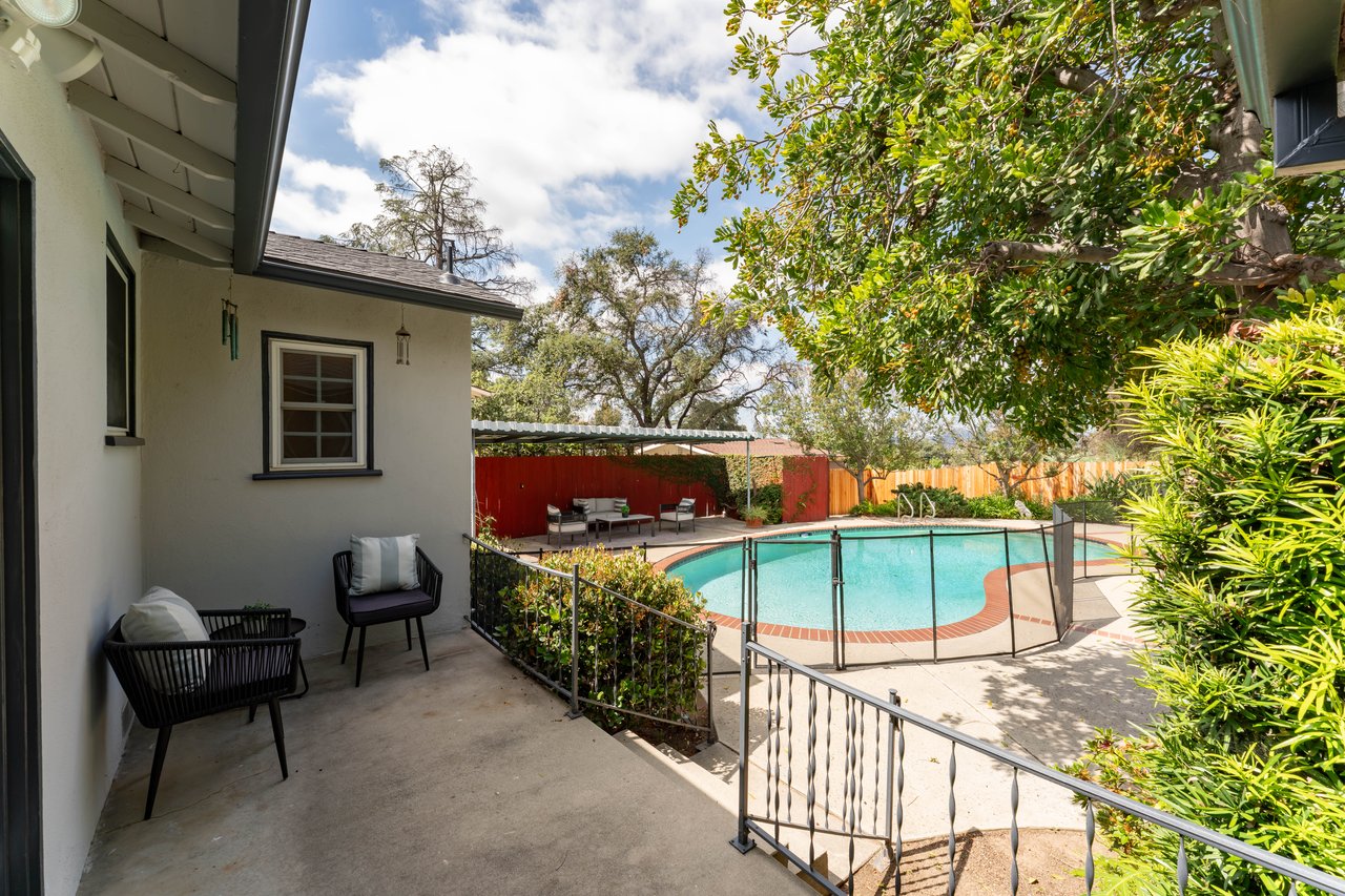 2429 Ganesha Avenue