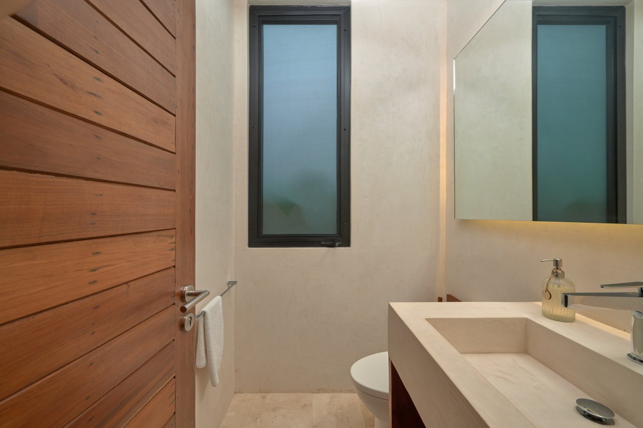 Casa Lucas | 3BR Jungle Villa w/ Rooftop Pool