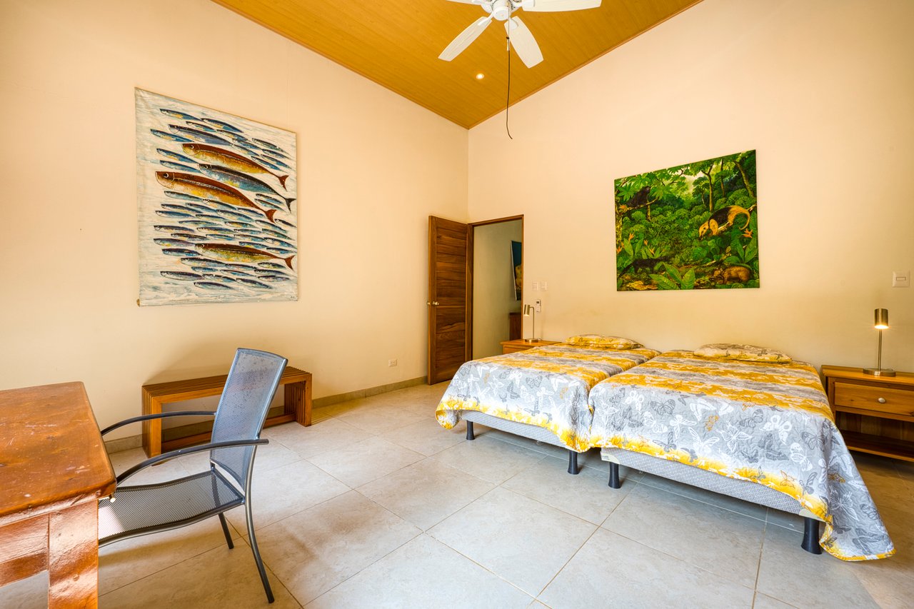 12.25 ACRES – 3 Bedroom 2 Story Ocean View Home 10 Min To The Beach!!!