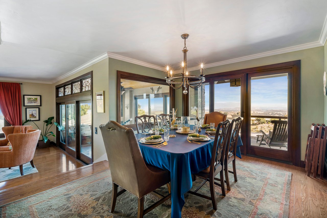 41005 Valle Vista