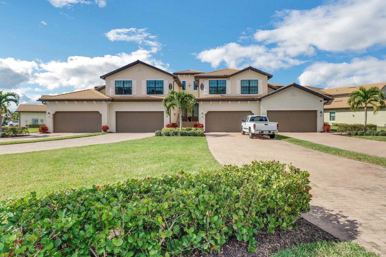 2359 Montserrat LN # 201