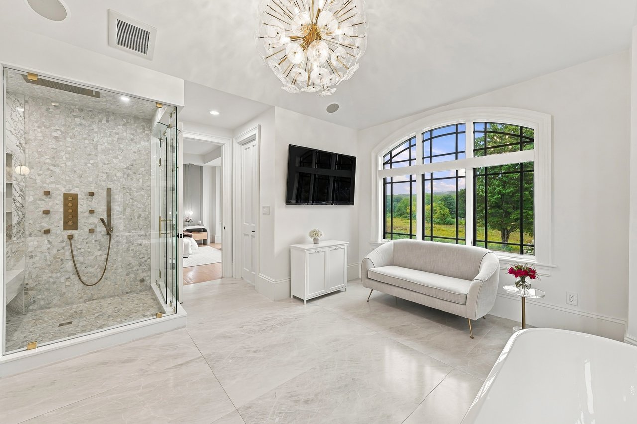 An Exceptional Southborough Estate
