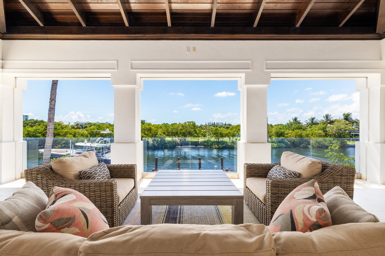 Palm Beach Gardens Waterfront Compound | 200' Deepwater Dockage | Harbour Isles