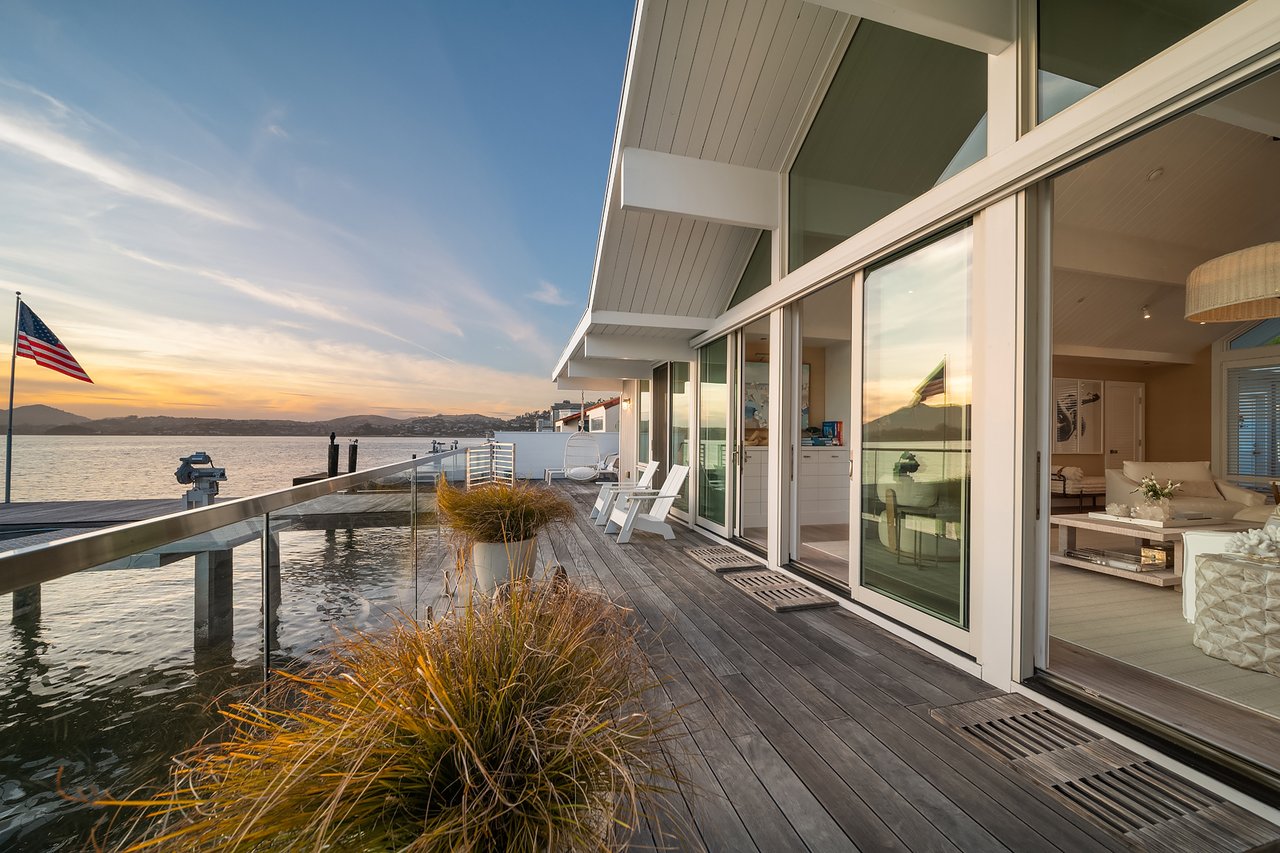 Coastal Chic Waterfront Retreat