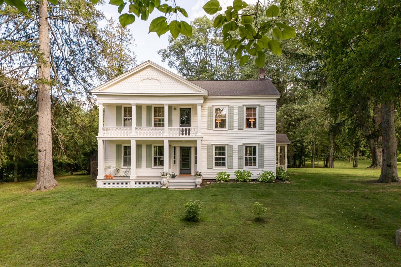 24 Van Wyck Lane, Hudson