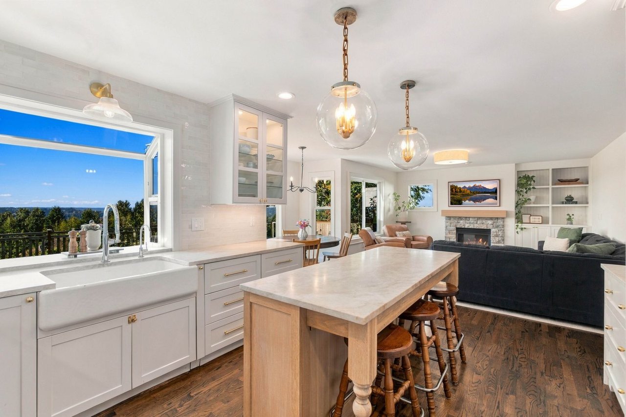 Sky Island Lifestyle Sweeping Valley Views
