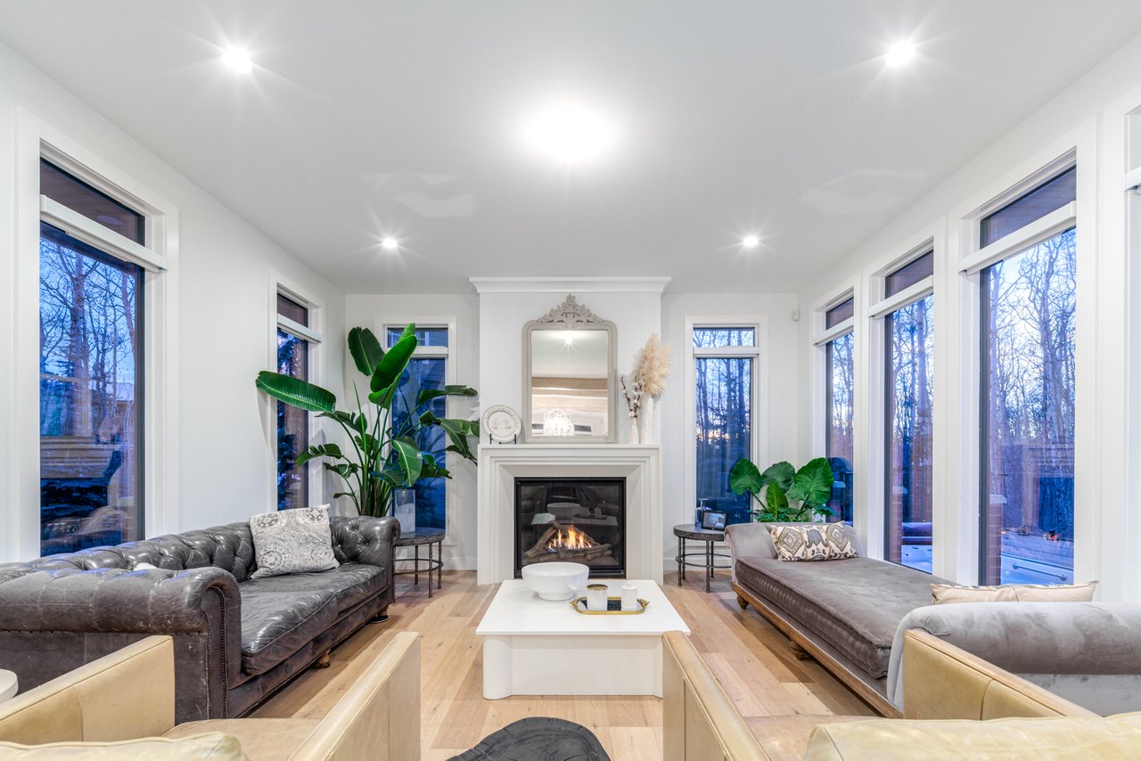 Modern Custom Built Family Home