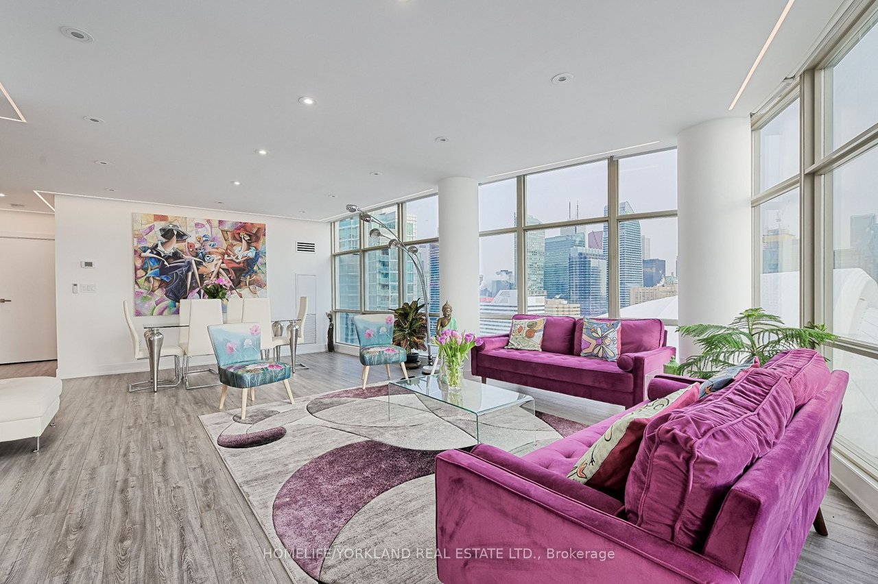 10 Navy Wharf Crt 3209