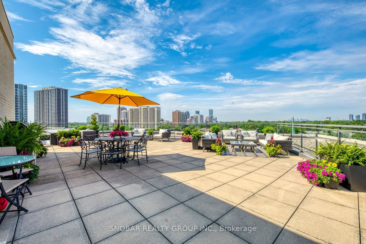 PENTHOUSE WITH GOLF PERKS